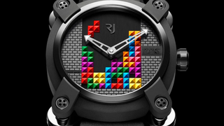 Stand Out in the Corporate World With This Geeky <i>Tetris</i> Watch